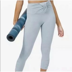 Lululemon Align High-Rise Crop Twist Waist Legging Tights Chambray! EUC